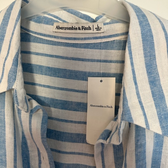 NWT Abercrombie Linen Blend Blouse size L - Picture 2 of 3